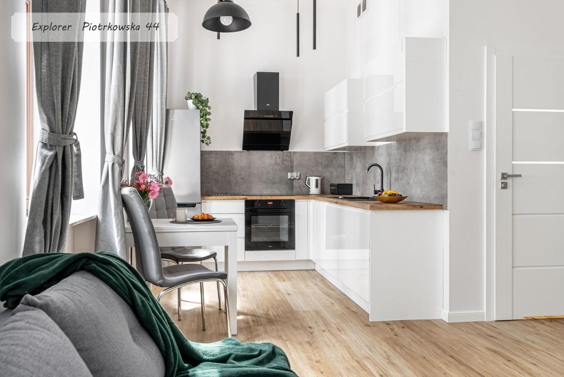Regnum Noctis Piotrkowska 44 Apartment Lodz  Ngoại thất bức ảnh